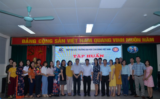 Đại học Điện lực tham gia tập huấn lớp bồi dưỡng tài nguyên giáo dục mở (OER)