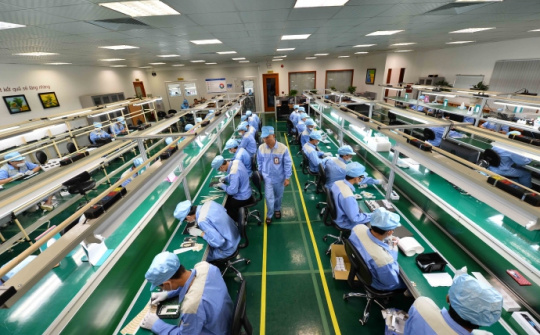 Xóa tan lo lắng hồi đầu năm, thặng dư thương mại tăng cao