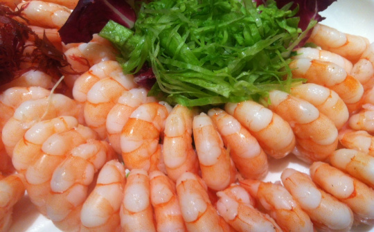 Người Nhật "chuộng" tôm Việt, giá cao vẫn "đắt hàng"