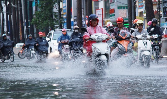 Thời tiết 31/8: Hà Nội có mưa dông lớn