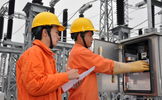 EVNHANOI: Tiên phong điện tử hóa cung cấp các dịch vụ điện