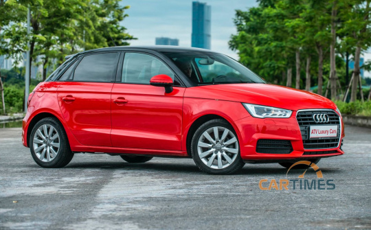 Xe Audi A1 Sportback 2016 siêu "lướt" được rao bán chưa tới 1 tỷ đồng