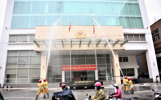 Cục Công tác phía Nam: Diễn tập phương án chữa cháy - Cứu nạn cứu hộ năm 2019