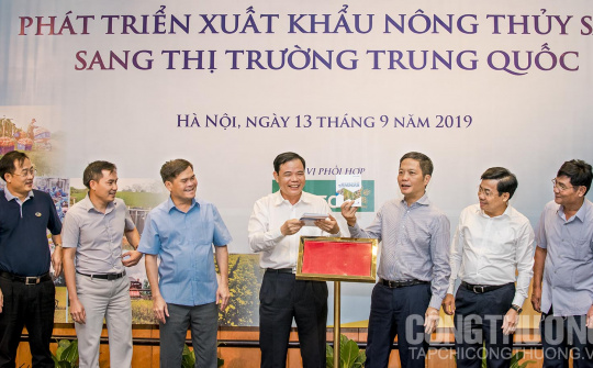 Dứt khoát phải phối hợp tốt hơn để "gỡ khó" xuất khẩu nông thủy sản sang Trung Quốc