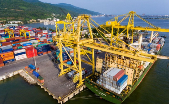 Xuất siêu vượt mốc 5 tỷ USD