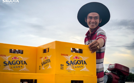 Theo dấu chân những nụ cười