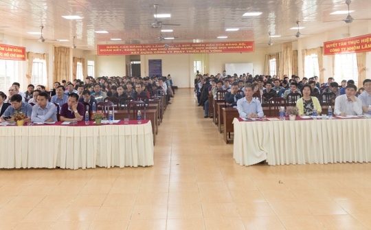 Đảng bộ Công ty Nhôm Lâm Đồng bồi dưỡng kiến thức cho Cán bộ, Đảng viên