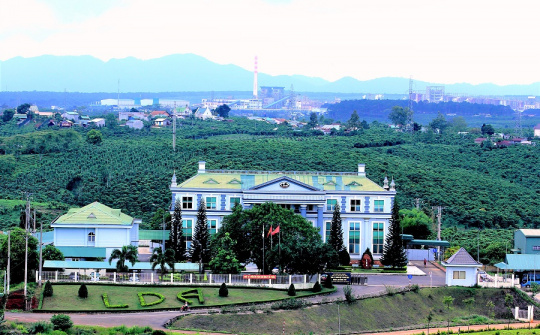 Dự án Tổ hợp Bauxite - Nhôm Lâm Đồng được cấp Chứng nhận “Công trình bảo vệ môi trường”