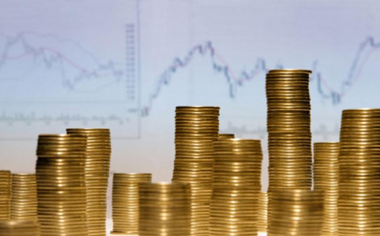 Giá vàng dừng tăng nhưng vẫn ở mức đỉnh (ngày 5/9)
