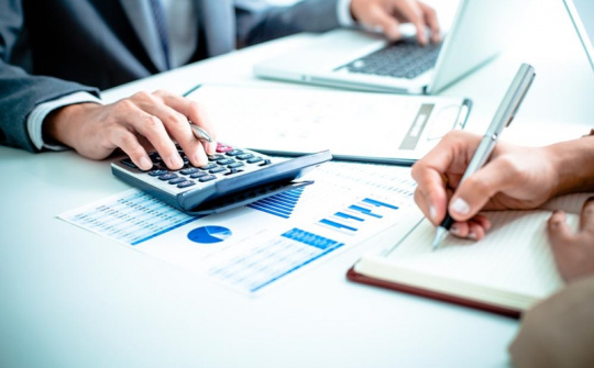 Nghiên cứu các nhân tố ảnh hưởng đến quy trình chọn mẫu trong kiểm toán báo cáo tài chính tại các công ty kiểm toán độc lập