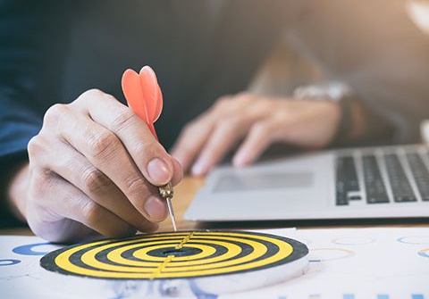 Tác động của Tiếp thị nội bộ và Định hướng thị trường đến sự gắn kết với tổ chức trong ngành khách sạn tại thành phố Hồ Chí Minh