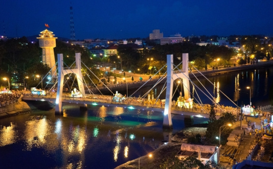 Ảnh hưởng của chất lượng dịch vụ vận tải hành khách bằng ô tô đối với sự hài lòng của khách hàng tại thành phố Phan Thiết, tỉnh Bình Thuận