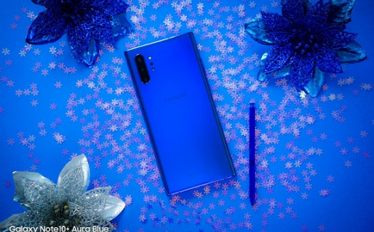 Đẹp ngẩn ngơ Galaxy Note10+ "Xanh như mắt biếc"