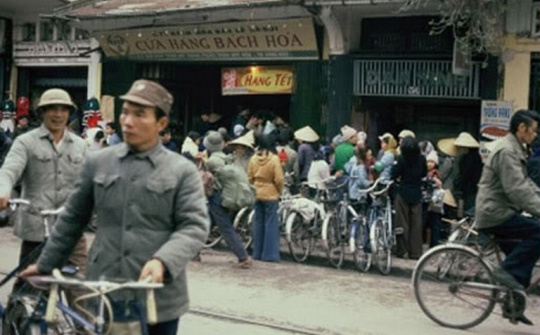 Tết hoà bình đầu tiên trong mắt các nghệ sỹ