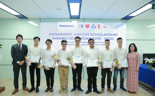 Lần đầu tiên Panasonic Việt Nam trao học bổng cho sinh viên ngành Nhiệt lạnh