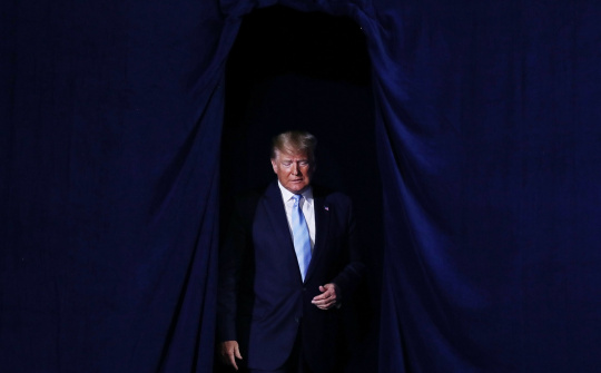[Tin ảnh] Uy tín Tổng thống Trump đang giảm?