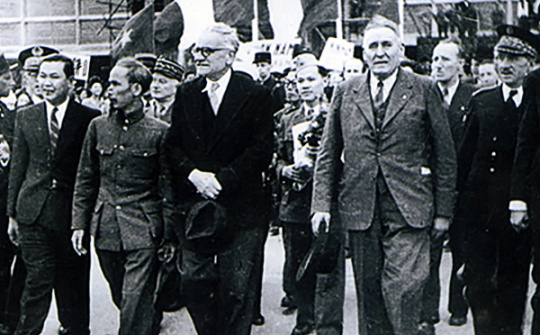 Bác Hồ mở đường cho hợp tác quốc tế