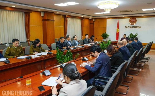 Ngành Công Thương vừa quyết tâm chống dịch, vừa giữ vững mục tiêu tăng trưởng kinh tế