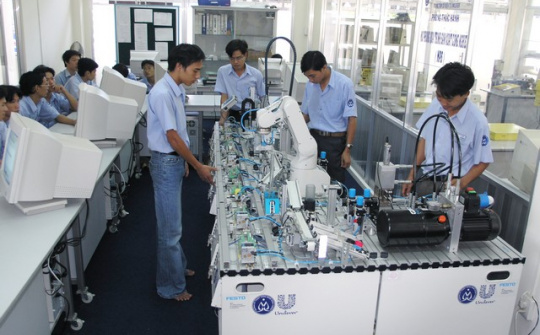 Một số đánh giá về thực trạng, nhu cầu và tiềm năng phát triển cơ điện tử ở Việt Nam