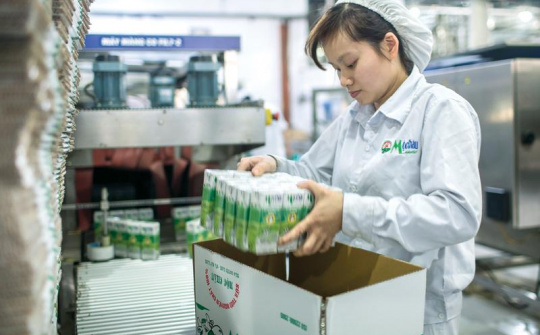 Vinamilk chính thức tham gia quản lý Mộc Châu Milk