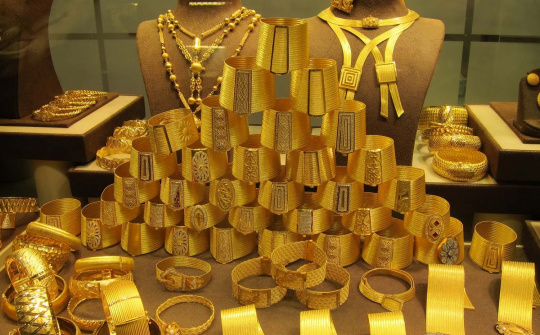 Giá vàng 5/1/2020: Một tuần tăng không ngừng đưa vàng leo đỉnh cao mới