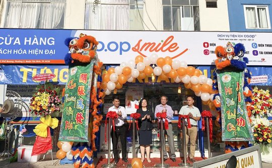 Mở hàng 2020, Co.op Smile khai trương mô hình độc đáo vừa bán hàng vừa  thực tập
