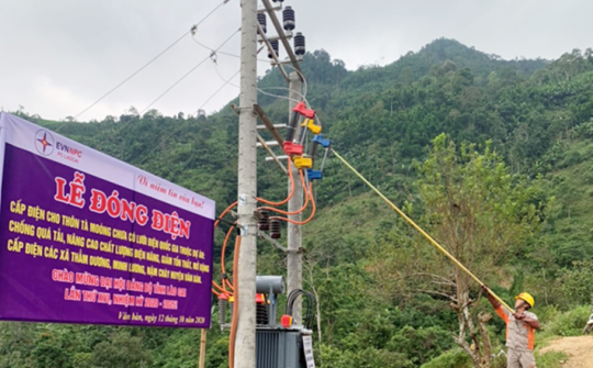 PC Lào Cai: Đưa điện về Tà Moòng