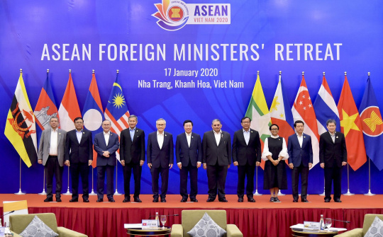 The determinants of foreign direct investment in ASEAN