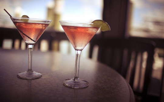 6 công thức pha chế đồ uống cocktail tuyệt vời cho mùa Thu