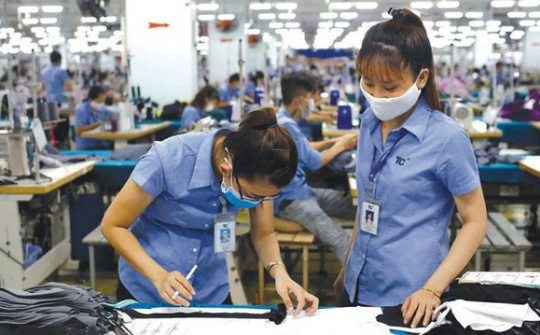 Gỡ khó cho ngành công nghiệp thế mạnh