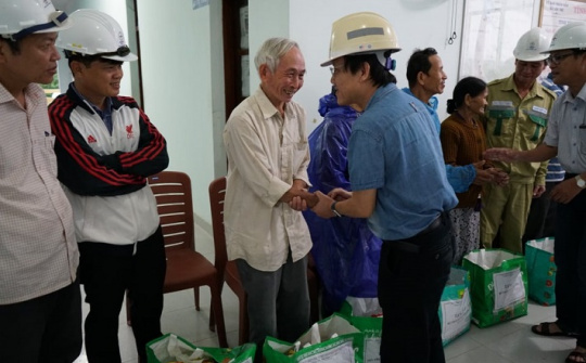 PTC2 tặng quà hỗ trợ nhân dân các tỉnh thành miền Trung bị ảnh hưởng do thiên tai, mưa lũ