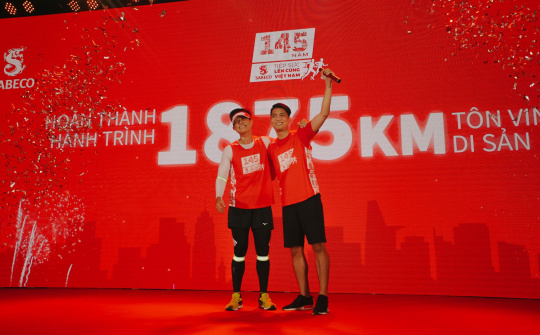 Chạy tiếp sức "Lên cùng Việt Nam" hoàn thành "Đường chạy di sản" và tiếp tục với "Đường chạy tương lai"