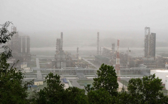 Đơn vị của PVN khắc phục ngay hậu quả của bão số 9, sẵn sàng sản xuất trở lại