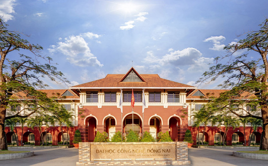 Thực trạng và một số giải pháp nâng cao chất lượng công tác cố vấn học tập tại Khoa Kinh tế - Quản trị, Trường Đại học Công nghệ Đồng Nai