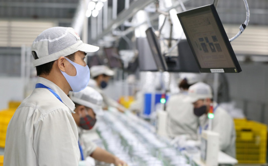 Chuyển đối số đến cốt lõi: Xu hướng trên thế giới - Cơ hội và thách thức đối với doanh nghiệp sản xuất công nghiệp Việt Nam