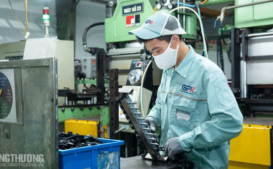 Sản xuất công nghiệp khởi sắc, mở ra hy vọng phục hồi tăng trưởng những tháng cuối năm