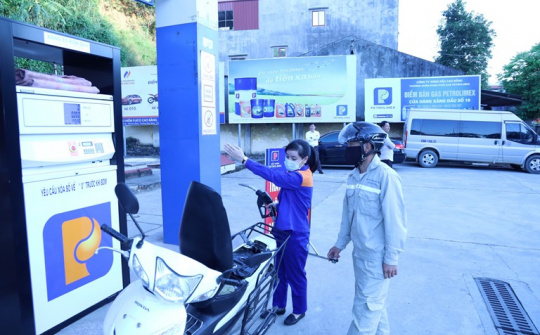 Nữ “kiện tướng bán lẻ”