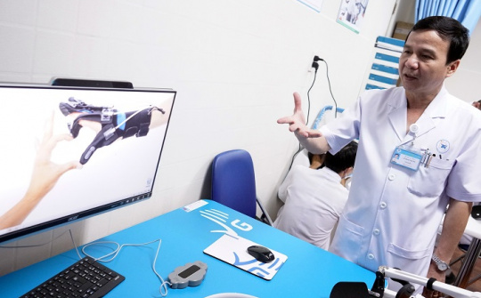 PVN, PV GAS trao tặng thiết bị y tế cho Bệnh viện Thống Nhất