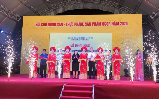 Hà Nội: Khai mạc Hội chợ nông sản, thực phẩm, sản phẩm OCOP