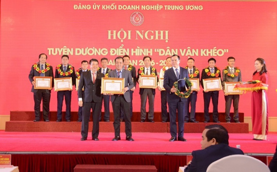 Điện sáng mãi trên dòng Đà Giang