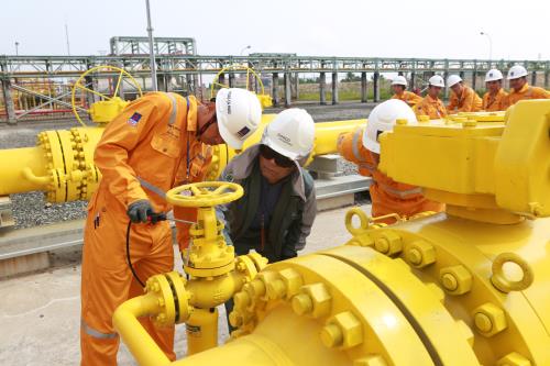 Nhà máy xử lý khí Cà Mau: Triển khai thành công sáng kiến cải hoán hệ thống giải hấp phụ của cụm tách nước