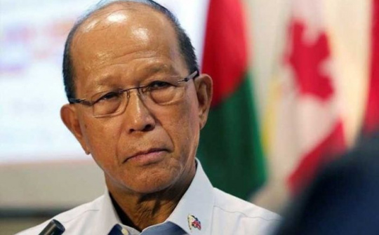 [Quốc tế nổi bật] Cận vệ Tổng thống Philippines tiêm vaccine lậu