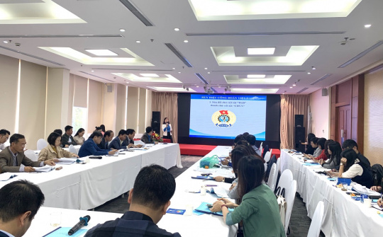 Công đoàn Vinachem tập huấn những điểm mới của Điều lệ Công đoàn VN khóa XII