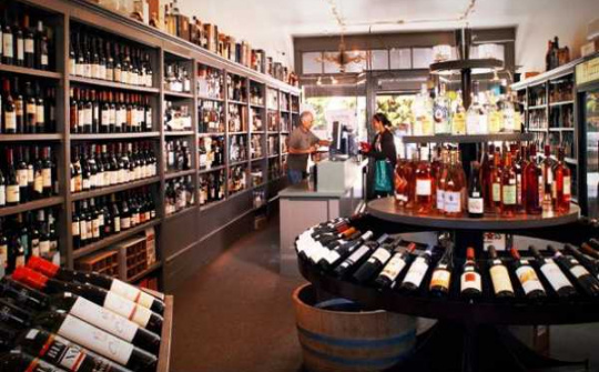 Bãi bỏ một số quy định về điều kiện kinh doanh rượu