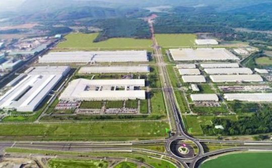 Thực trạng và giải pháp phát triển các khu công nghiệp tại vùng kinh tế trọng điểm miền Trung