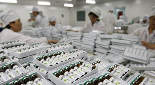 Quá phụ thuộc vào Trung Quốc, ngành dược phẩm Ấn Độ có thể phải ngưng sản xuất vì dịch virus Covid-19