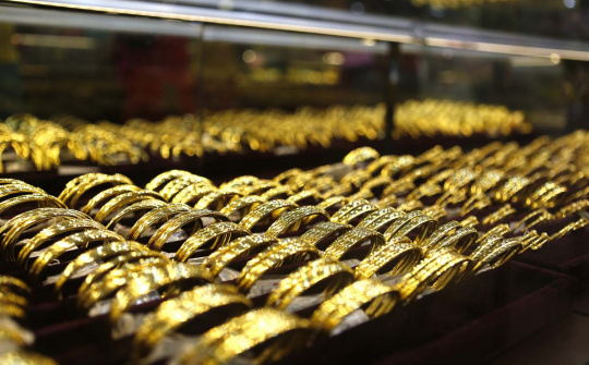 Giá vàng ngày 24/2/2020 hướng đến ngưỡng 1.700 USD/ounce, dịch Covid-19 đang trở nên tồi tệ