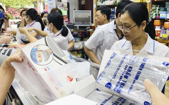 Sendo và Shopee bị phạt vì nhiều gian hàng tăng giá, trục lợi từ dịch Covid-19