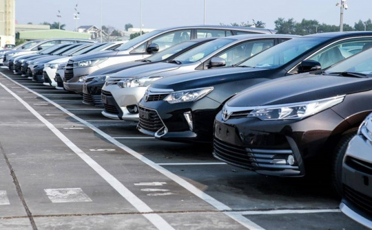 Những loại thuế phí cần nộp khi mua xe ô tô cũ năm 2020