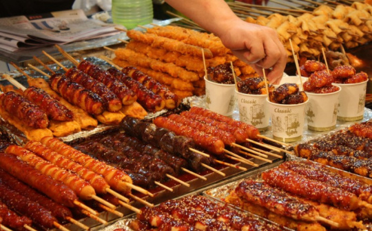 Ghé thăm “thiên đường” ẩm thực đường phố Hàn Quốc